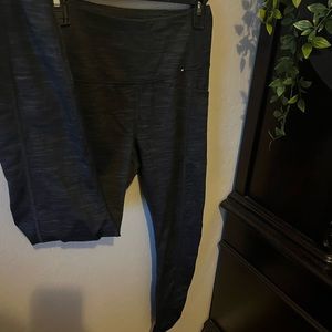Dark Grey Dry Fit Legging. Size S.